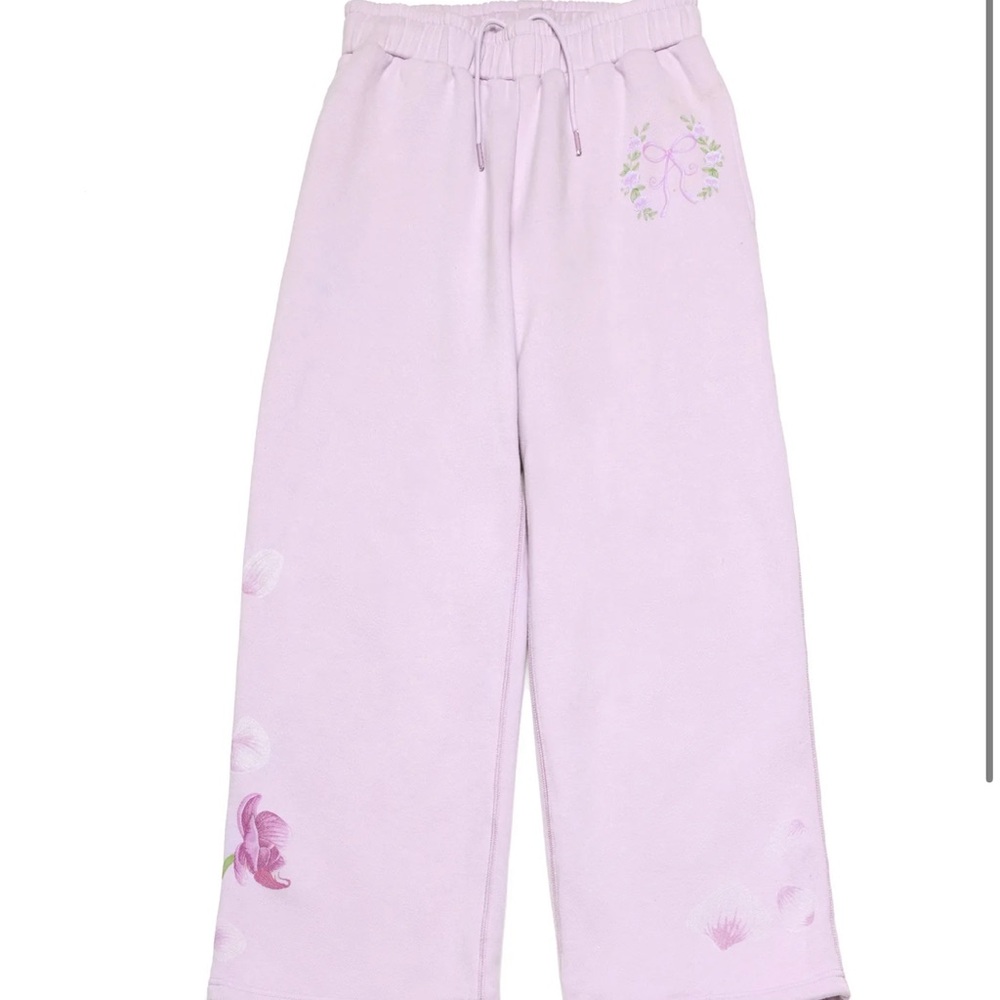 ALCHEMAI orchid set ISO WTB

need pants in l/xl length 
don’t buy this listing